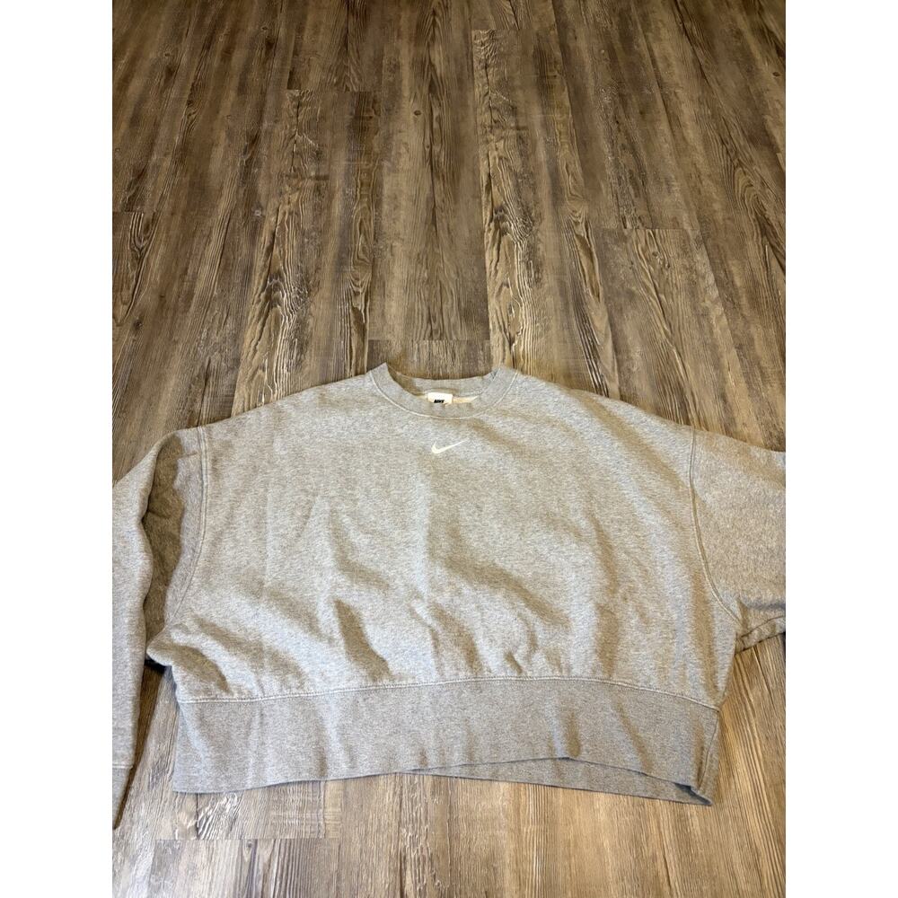 Nike Cropped Crewneck Sweatshirt Womens S Gray Mini Swoosh Boxy Fit